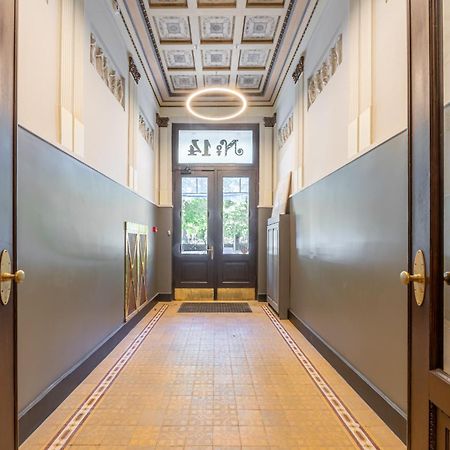 Prestigious Former Library Apartment - Perfect Location Ρίγα Εξωτερικό φωτογραφία
